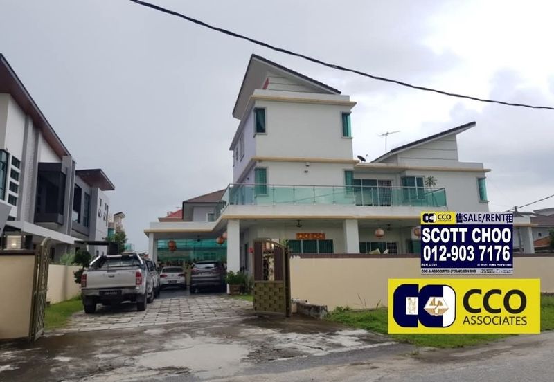 Taman Pinggiran Pengkalan Bayu