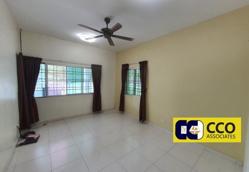 TAMAN LAPANGAN KIARA