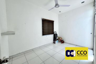 TAMAN LAPANGAN KIARA