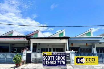 TAMAN LAPANGAN KIARA