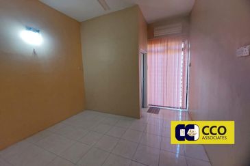 Taman Lapangan Hartamas Botani