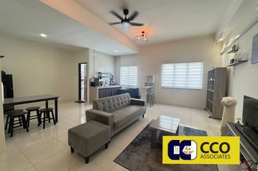 Taman Lapangan Hartamas Botani