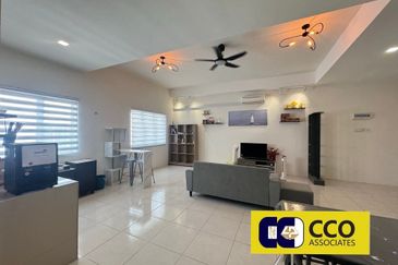 Taman Lapangan Hartamas Botani