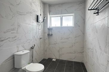 Taman Lapangan Hartamas Botani