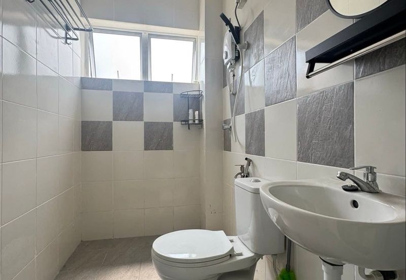 Taman Lapangan Hartamas Botani