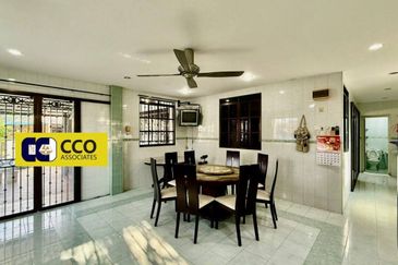 TAMAN ANJUNG BERCHAM UTARA