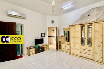 TAMAN ANJUNG BERCHAM UTARA