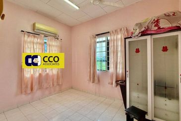 TAMAN ANJUNG BERCHAM UTARA