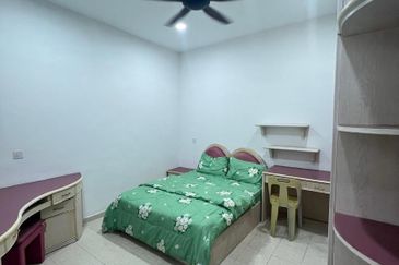 JALAN TAMBUN (JALAN RAJA DIHILIR)