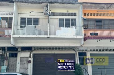 Jalan Pasir Puteh, Station 18