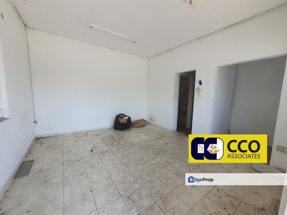 Pengkalan 2 Bungalow Imdistry Lamd For Rent, Perak, Ipoh