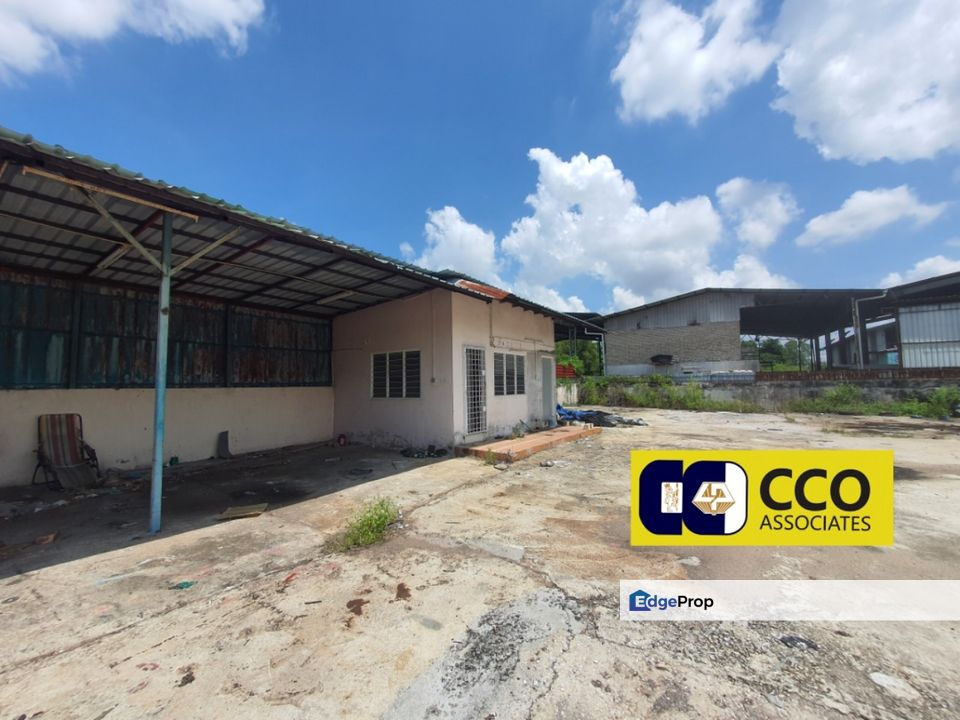 Pengkalan 2 Bungalow Imdistry Lamd For Rent, Perak, Ipoh