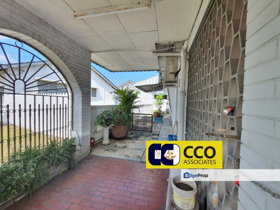 Canning Garden Single Storey Bungalow For Sale, Perak, Ipoh