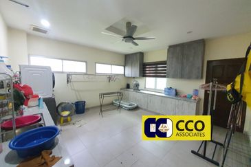 Arena Tasek Putra (Tasek Nova)