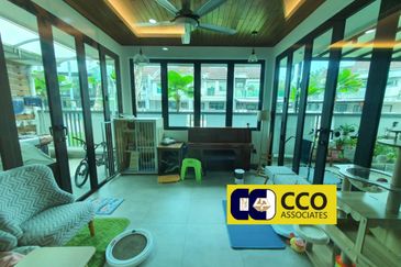 Arena Tasek Putra (Tasek Nova)