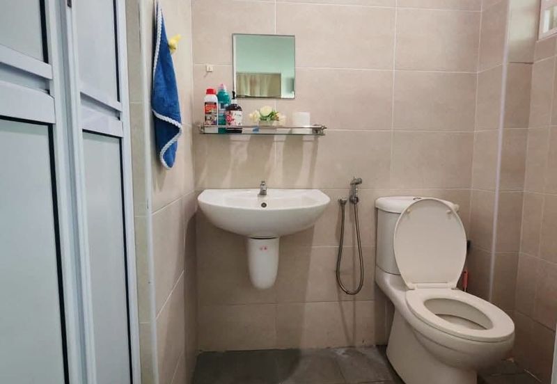 Springfields Residences (Taman Pinji Tropika)