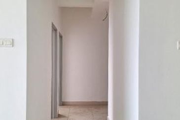 Zeta DeSkye Residence