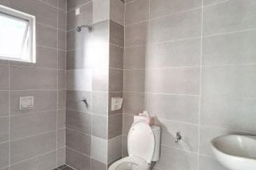 Zeta DeSkye Residence