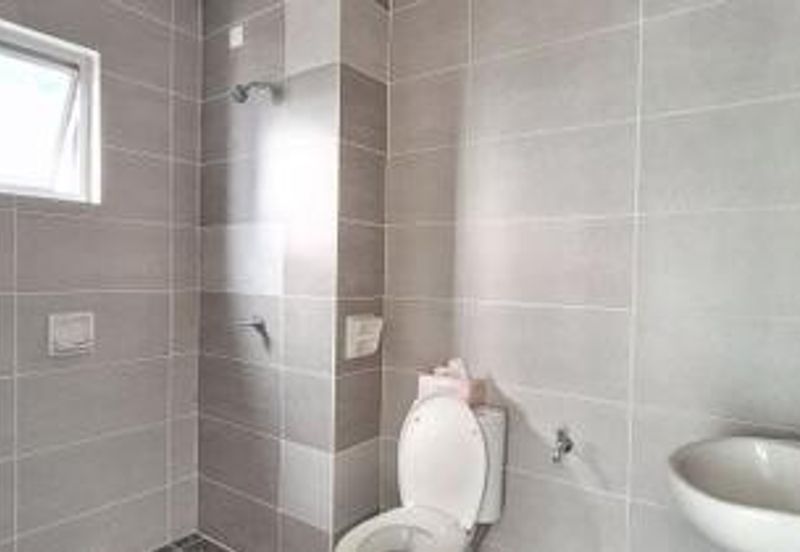 Zeta DeSkye Residence