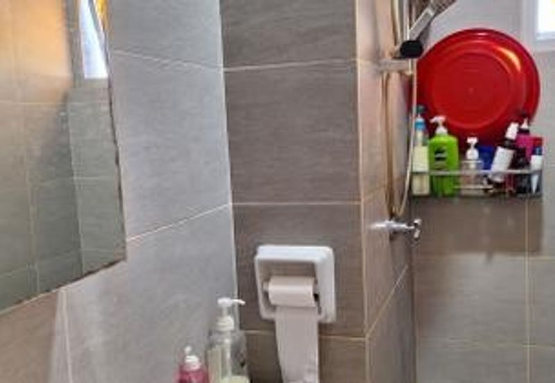 Zeta DeSkye Residence