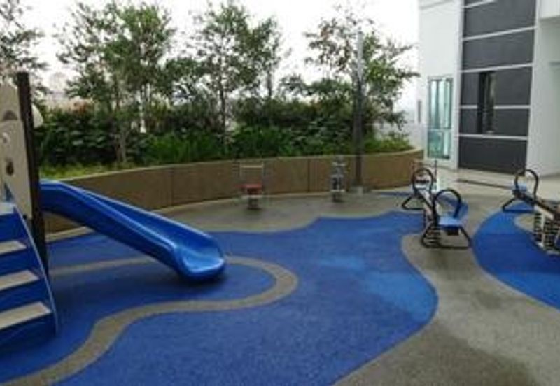 Zeta DeSkye Residence