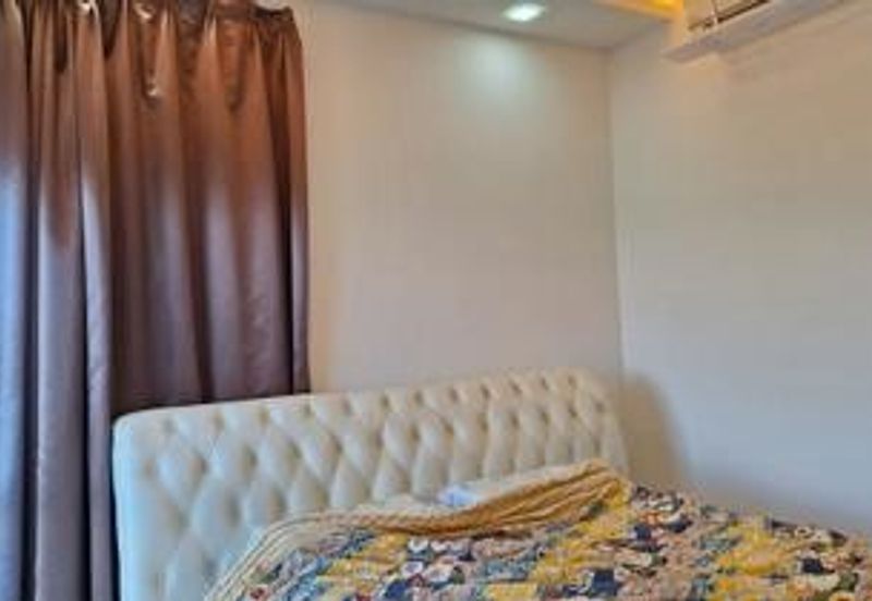 Zeta DeSkye Residence