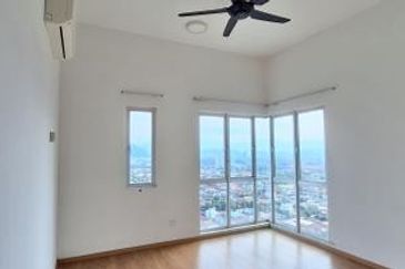 Zeta DeSkye Residence