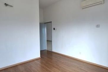 Zeta DeSkye Residence