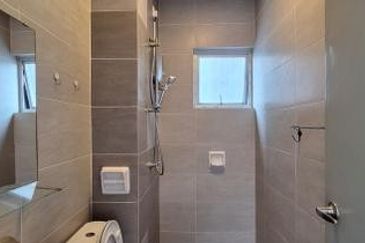 Zeta DeSkye Residence