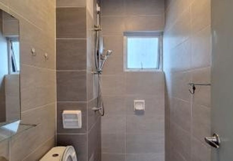 Zeta DeSkye Residence