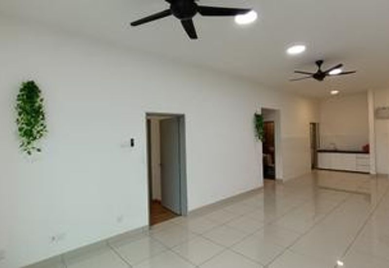 Zeta DeSkye Residence