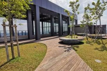 Kenwingston Platz Residence