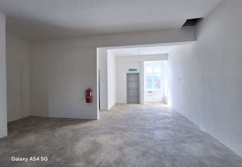 Suria Industrial Park (SIP)