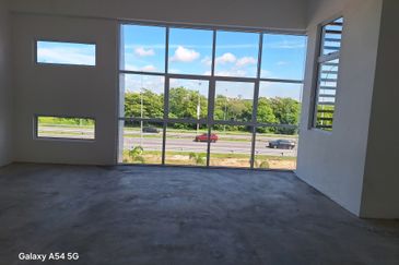 Suria Industrial Park (SIP)