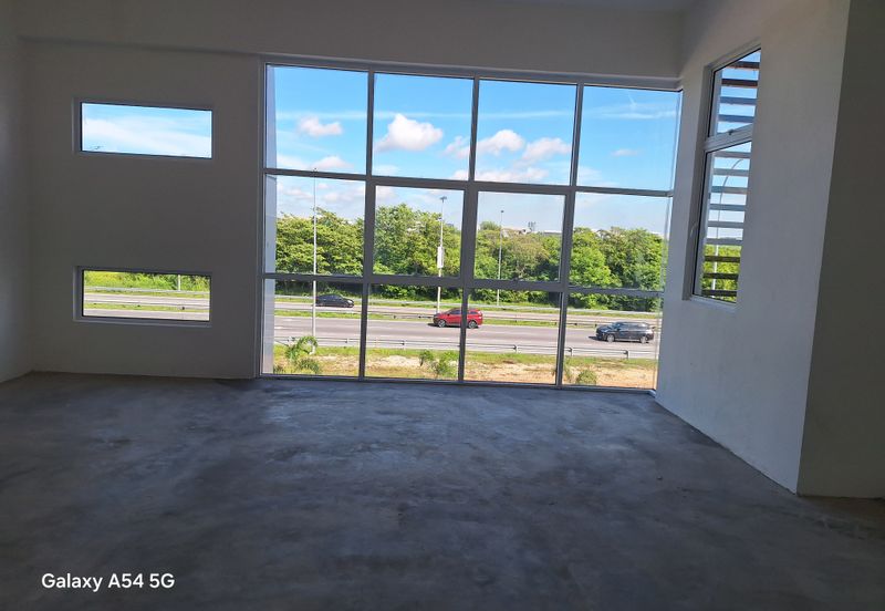 Suria Industrial Park (SIP)