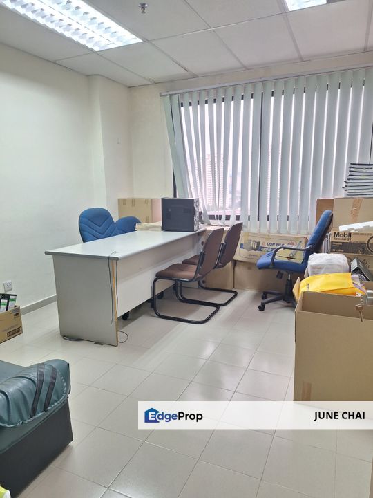 Kompleks Mutiara Jalan Ipoh Kuala Lumpur Office For Sale Nice  In Front MRT and Below Bank Value, Kuala Lumpur, KL City