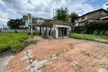 Paramount Garden (Taman Paramount)