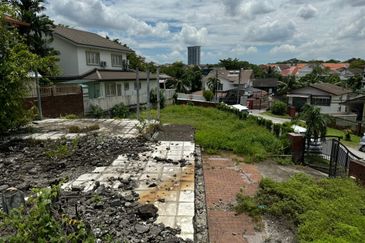 Paramount Garden (Taman Paramount)