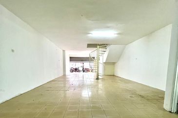 Taman Sri Batu Caves