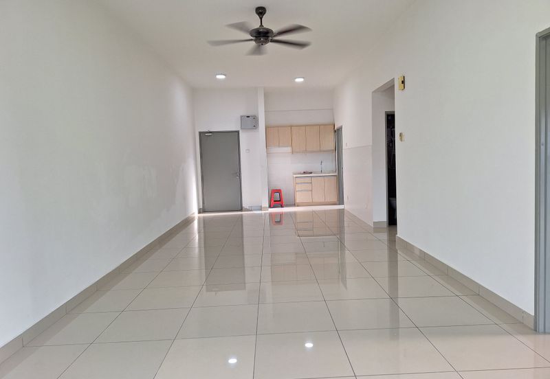 Zeta DeSkye Residence