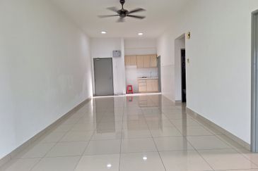 Zeta DeSkye Residence