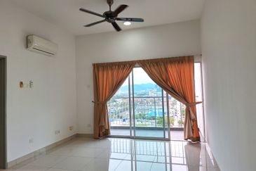 Zeta DeSkye Residence