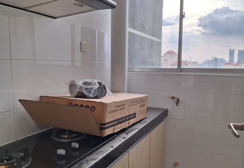 Zeta DeSkye Residence