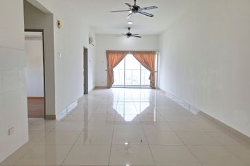 Zeta DeSkye Residence