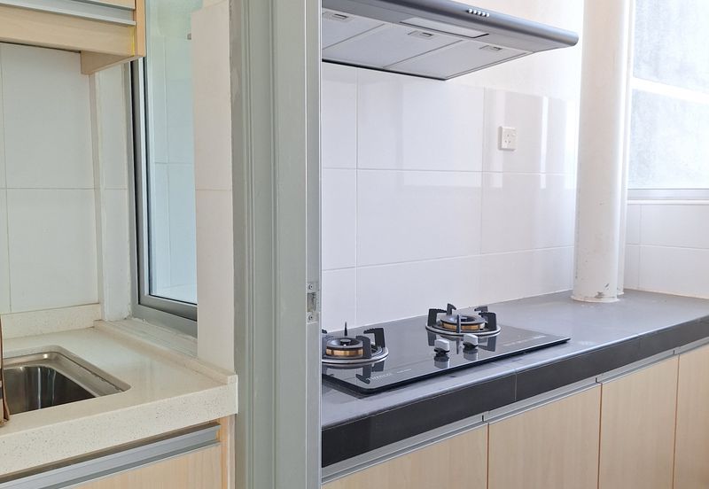 Zeta DeSkye Residence