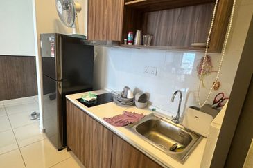 Kenwingston Platz Residence