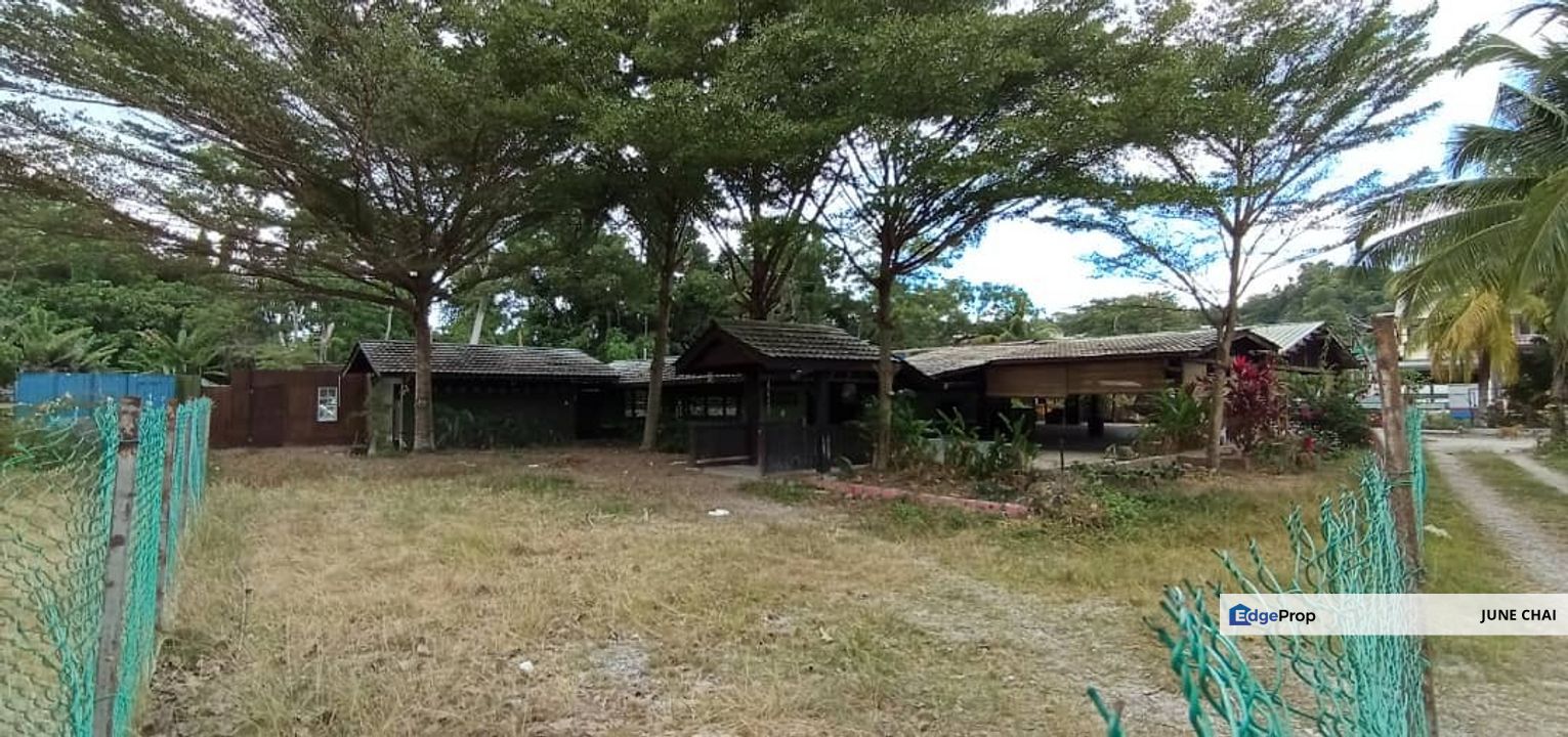 Lobak, Seremban [Hot Listing] Prime 12,000 sqft Bungalow Lot For Rent Nr Pusat Komersial Lobak,Karisma Arena,Pusat Arena Seremban, Negeri Sembilan, Seremban