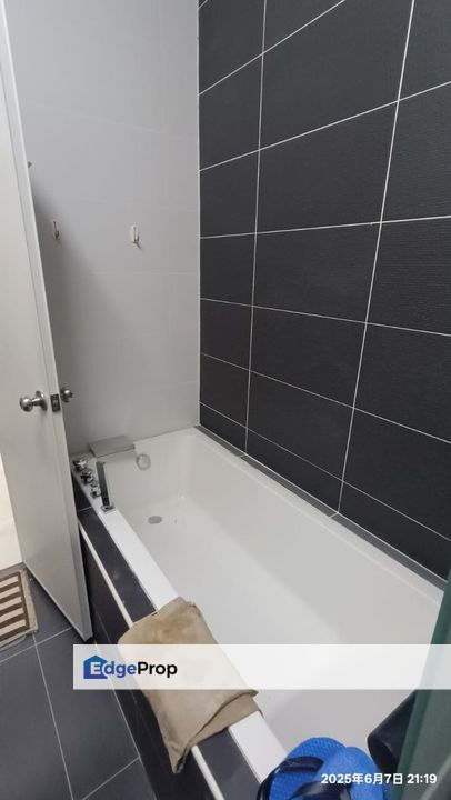 D Grande Bukit Indah 2-Storey Link Bungalow, Johor, Johor Bahru