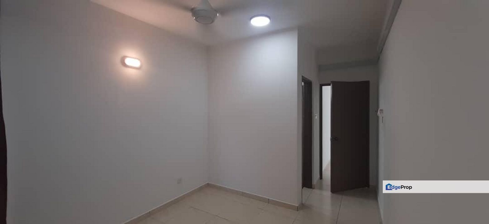 3 Bed Unit for sale Bayu Angkasa Apartments @ Nusa Bayu (Near Tuas), Johor, Gelang Patah