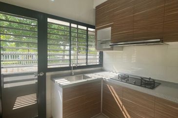 The Canal Garden South, Horizon Hills